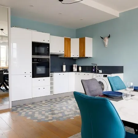 Spacieux Pour 6 - Passy, Apartment