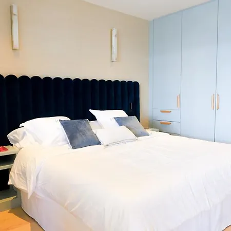 Spacieux Pour 6 - Passy, *