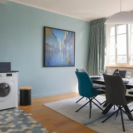 Apartment Spacieux Pour 6 - Passy, Paris