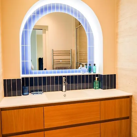 Apartment Spacieux Pour 6 - Passy,